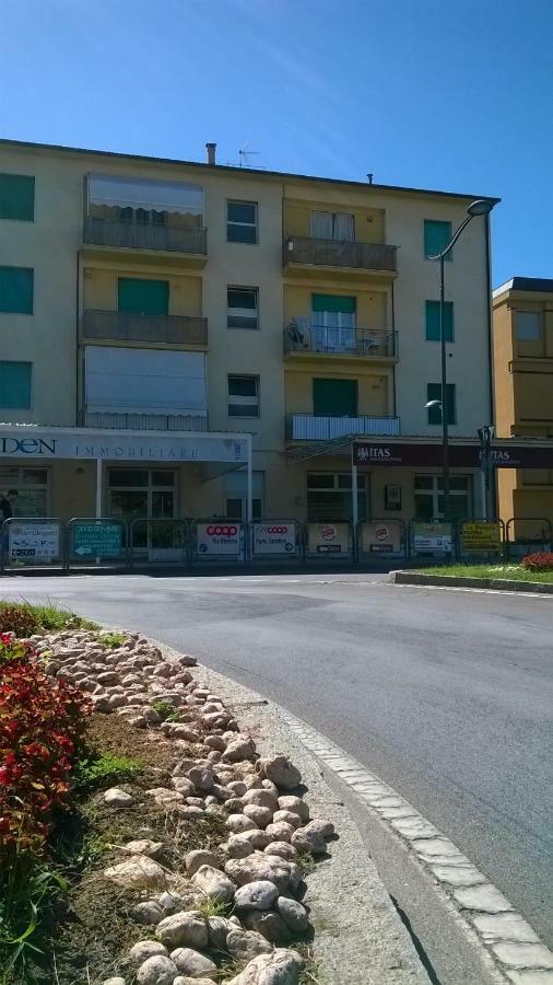 Apartmán Noemi San Vincenzo Exteriér fotografie